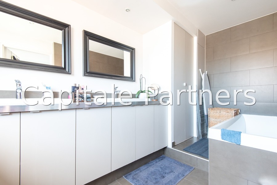 Appartement 3 chambres meublé Asnières-sur-seine - 110 m²;