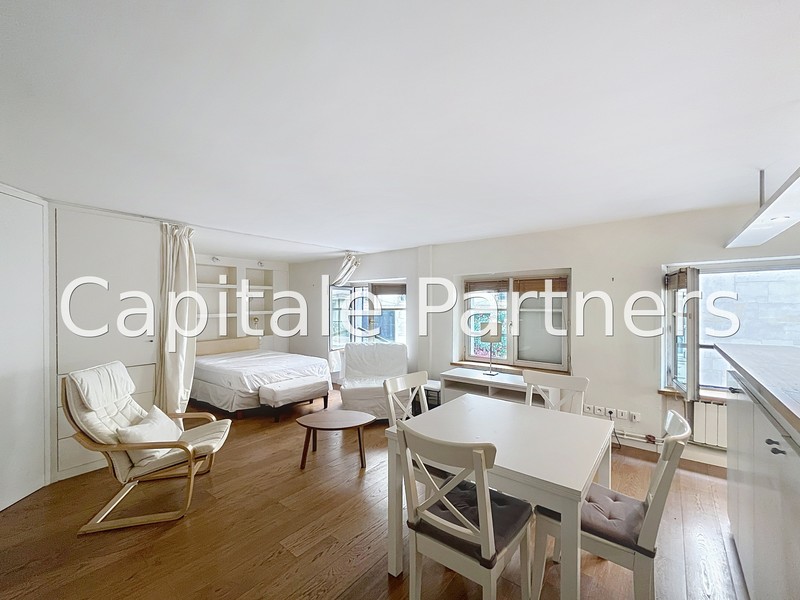 Studio meublé  PARIS 7 - 37 m²;