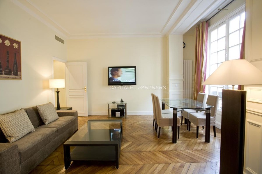 Appartement 1 chambre meublé PARIS 8 - 45 m²;