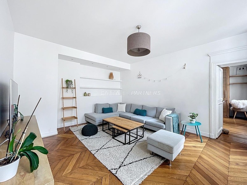 Appartement 2 chambres meublé PARIS 9 - 90 m²;