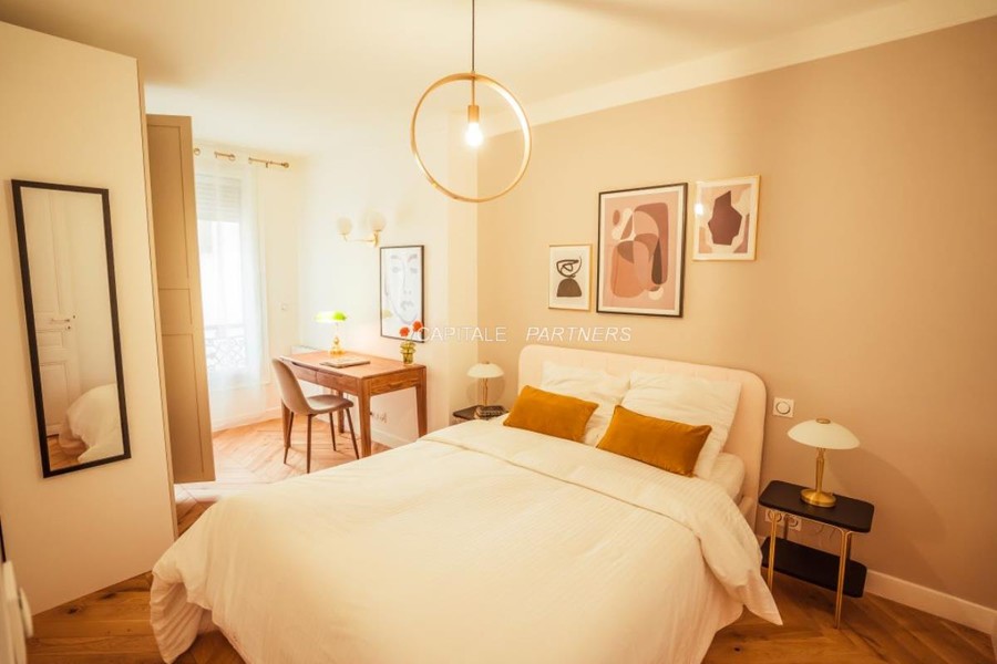 Appartement 2 chambres meublé PARIS 11 - 80 m²;