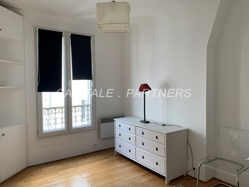Appartement 2 chambres PARIS 16 - 38 m²;