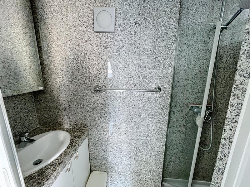 Studio meublé  PARIS 4 - 27 m²;