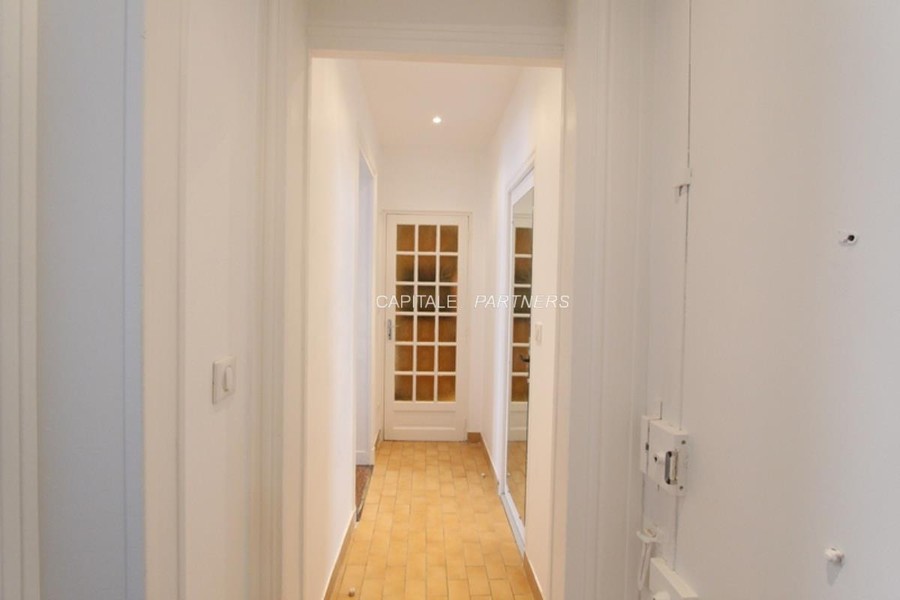 Appartement 1 chambre meublé PARIS 9 - 40 m²;