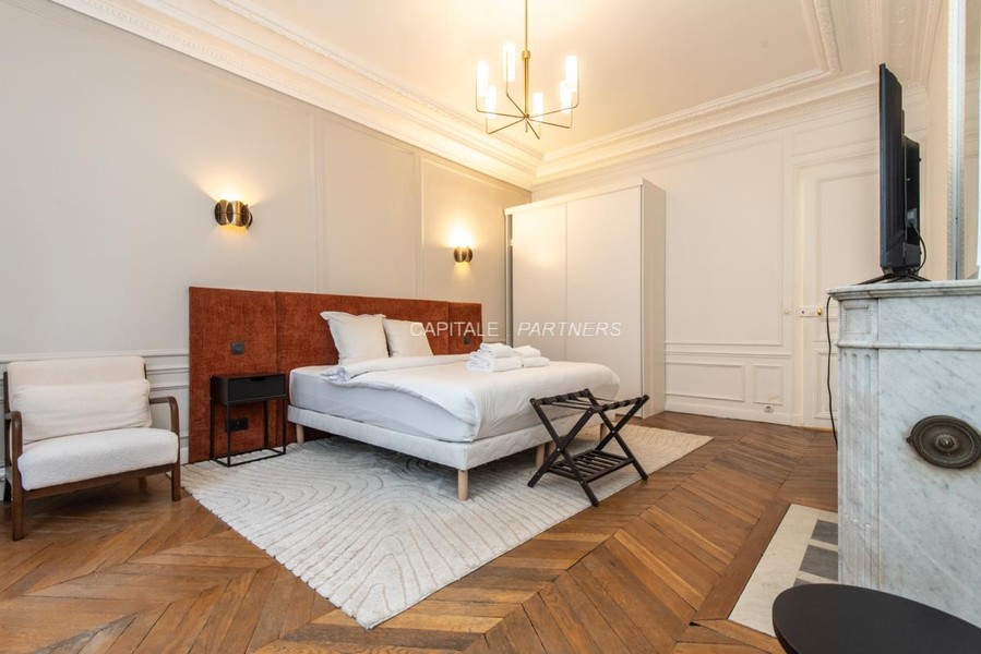 Appartement 4 chambres meublé PARIS 17 - 258 m²;