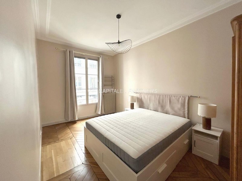 Appartement 1 chambre meublé PARIS 8 - 45 m²;