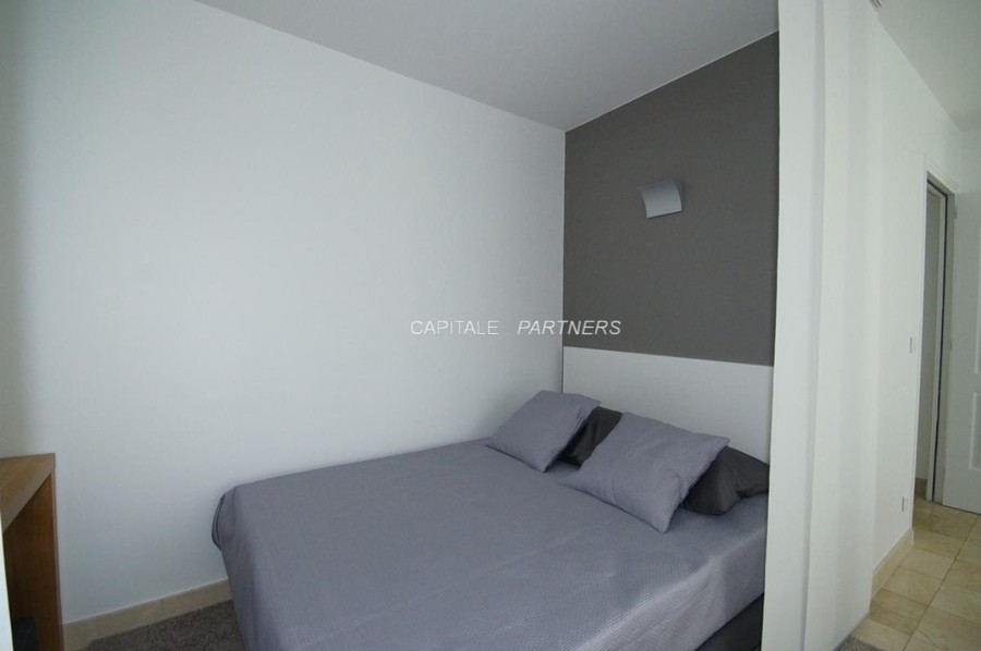 Studio meublé  PARIS 16 - 40 m²;