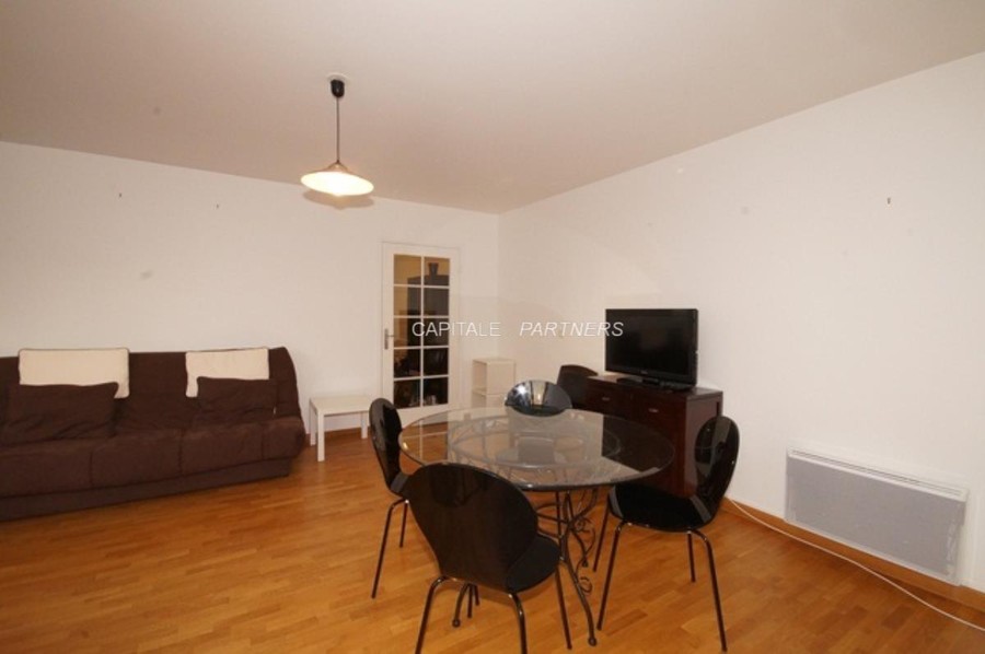Appartement 1 chambre meublé PARIS 11 - 56 m²;