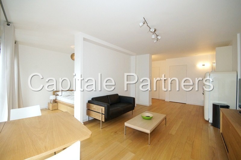 Studio meublé  PARIS 11 - 42 m²;