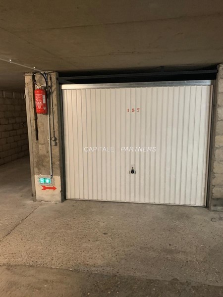 Parking / box  PARIS 15 - 0 m²;