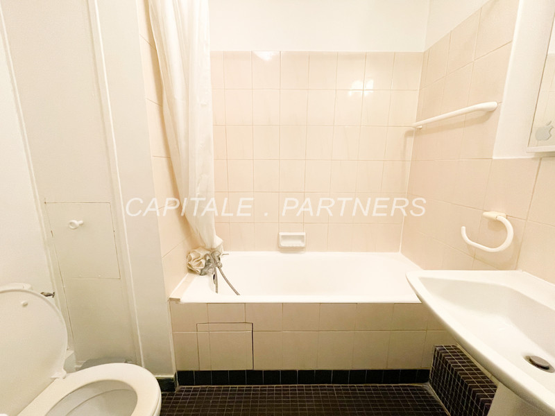 Studio  PARIS 9 - 31 m²;