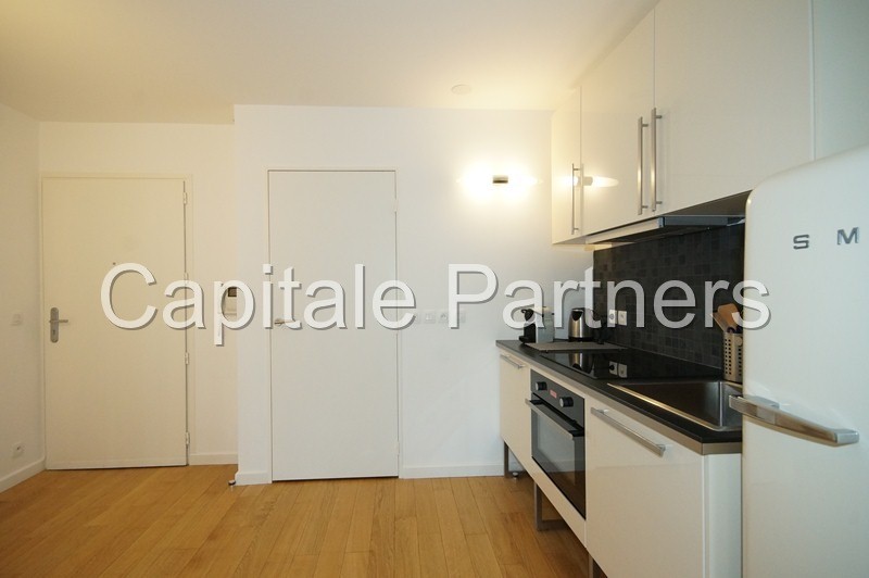 Studio meublé  PARIS 11 - 42 m²;