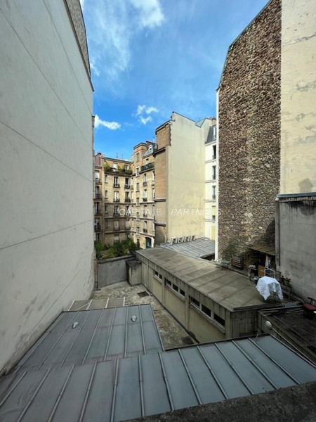 Appartement 1 chambre meublé PARIS 18 - 46 m²;