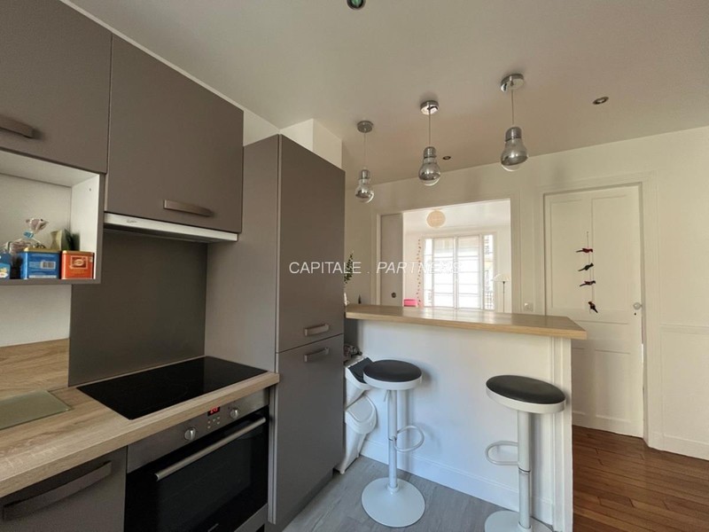 Appartement 1 chambre meublé PARIS 18 - 46 m²;