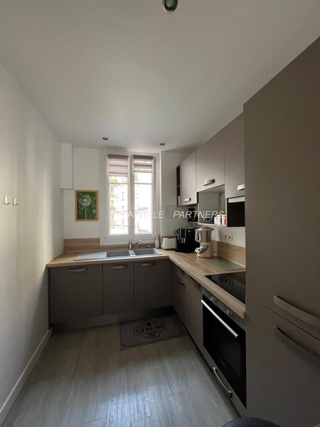 Appartement 1 chambre meublé PARIS 18 - 46 m²;