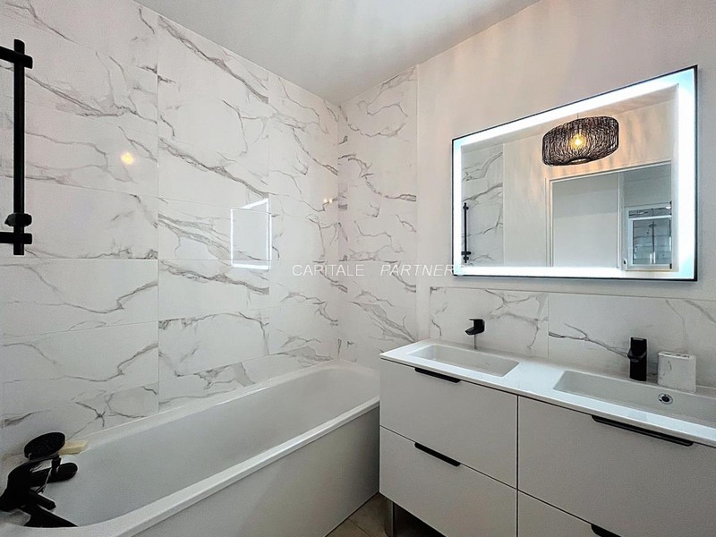 Appartement 3 chambres meublé ASNIERES-SUR-SEINE - 89 m²;