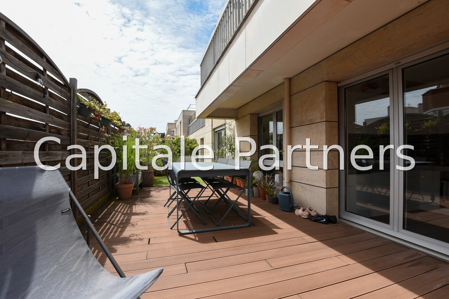 Appartement 3 chambres meublé Asnières-sur-seine - 110 m²;