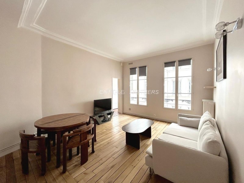 Appartement 1 chambre meublé PARIS 8 - 45 m²;