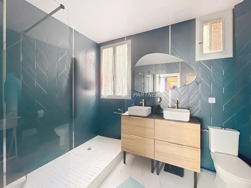 Appartement 3 chambres meublé PARIS 17 - 122 m²;