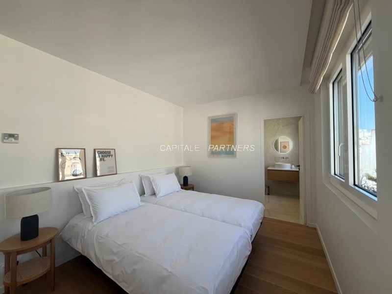 Appartement 2 chambres meublé NEUILLY-SUR-SEINE - 108 m²;