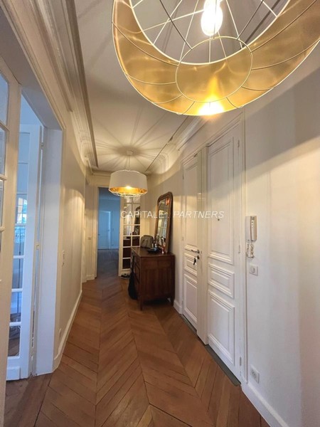 Appartement 3 chambres meublé PARIS 17 - 128 m²;