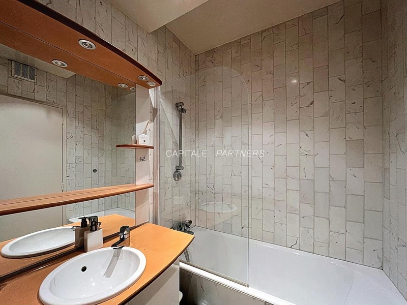 Appartement 1 chambre meublé PARIS 16 - 46 m²;