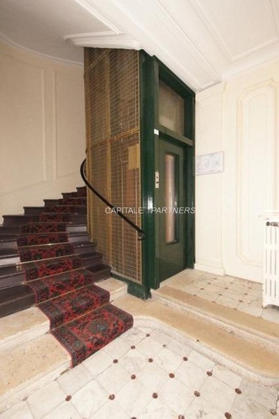 Appartement 2 chambres meublé PARIS 8 - 65 m²;