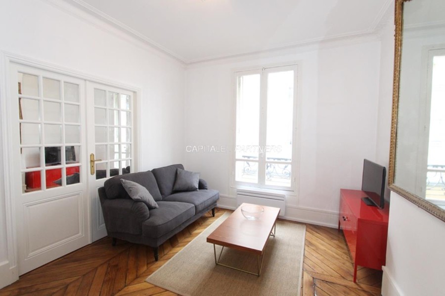 Appartement 1 chambre meublé PARIS 9 - 40 m²;