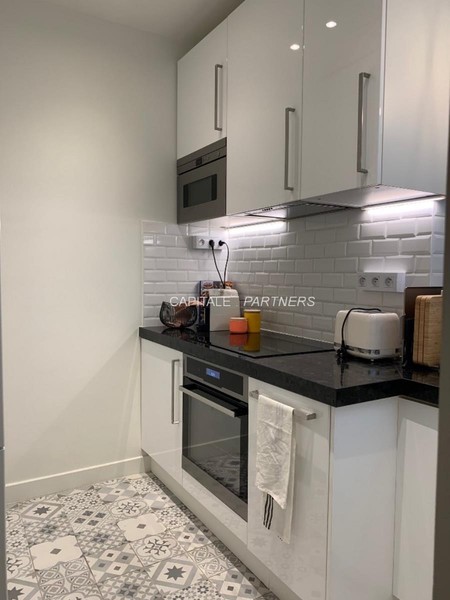 Appartement 2 chambres meublé PARIS 11 - 55 m²;