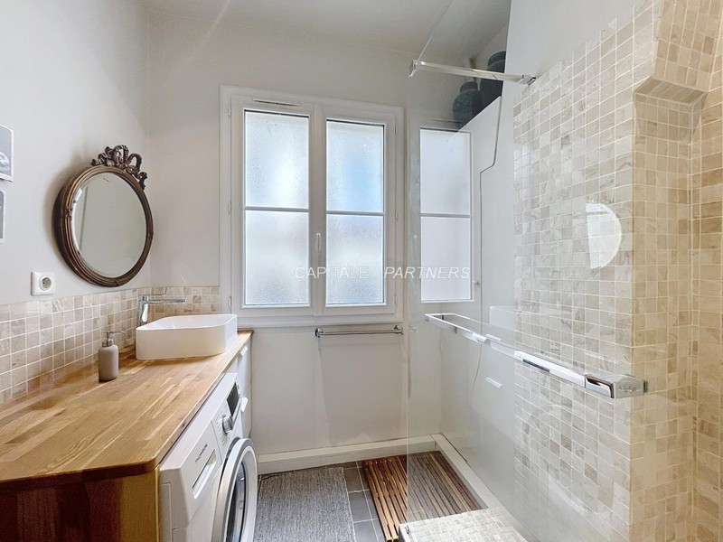 Appartement 2 chambres meublé PARIS 10 - 75 m²;