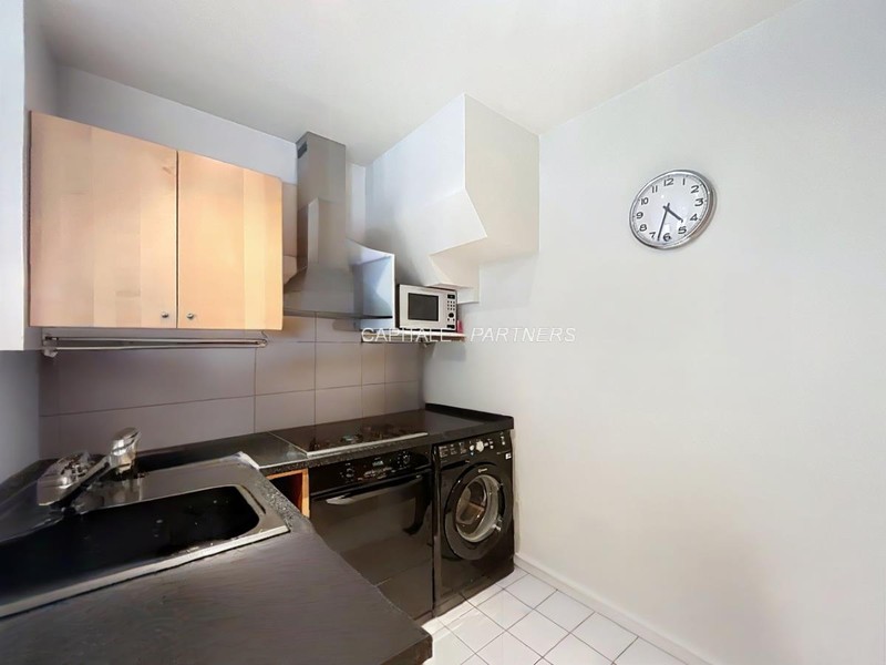 Appartement 2 chambres meublé PARIS 15 - 61 m²;