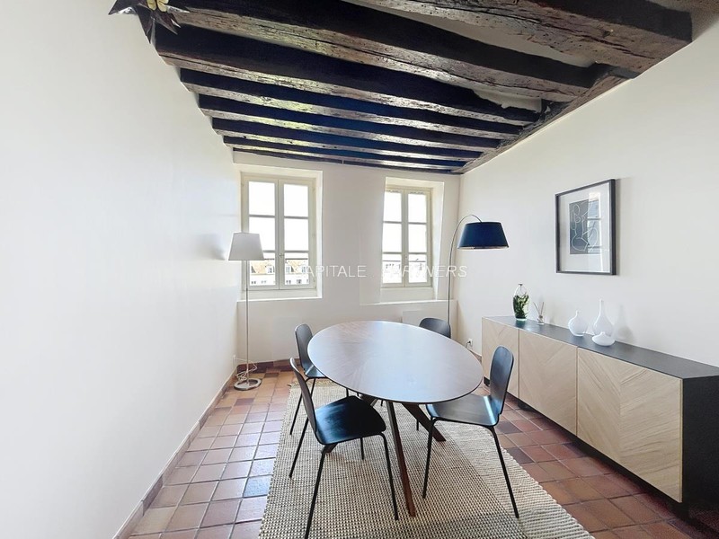 Appartement 1 chambre meublé PARIS 4 - 60 m²;