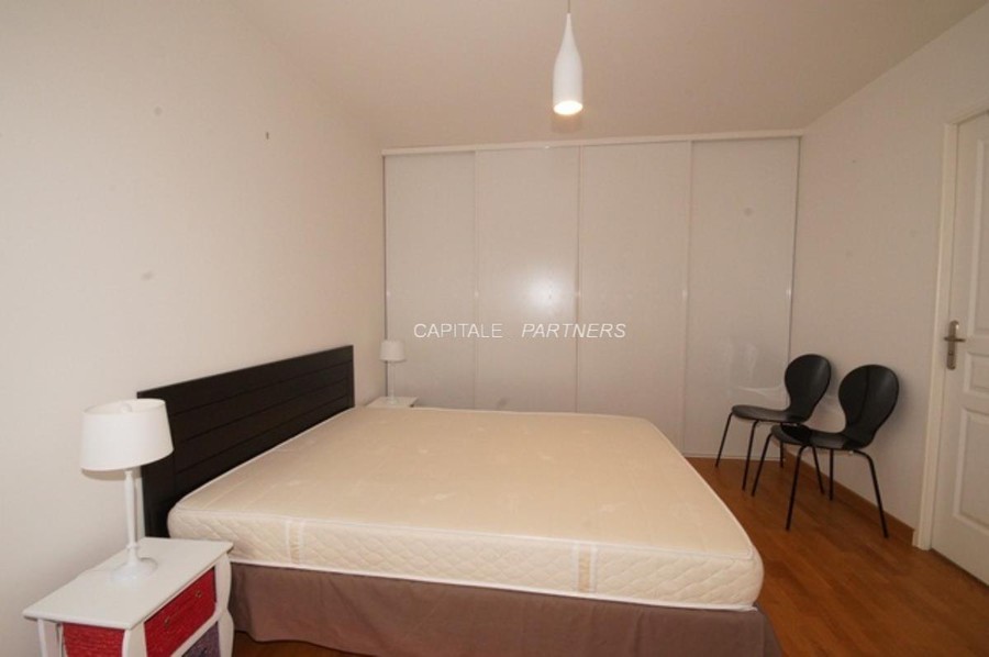 Appartement 1 chambre meublé PARIS 11 - 56 m²;