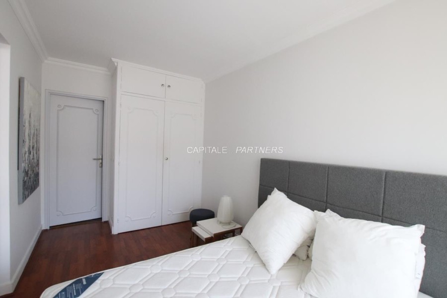 Appartement 1 chambre meublé PARIS 17 - 44 m²;
