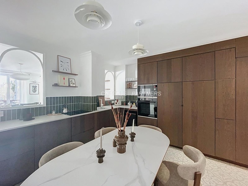 Appartement 2 chambres meublé PARIS 2 - 69 m²;