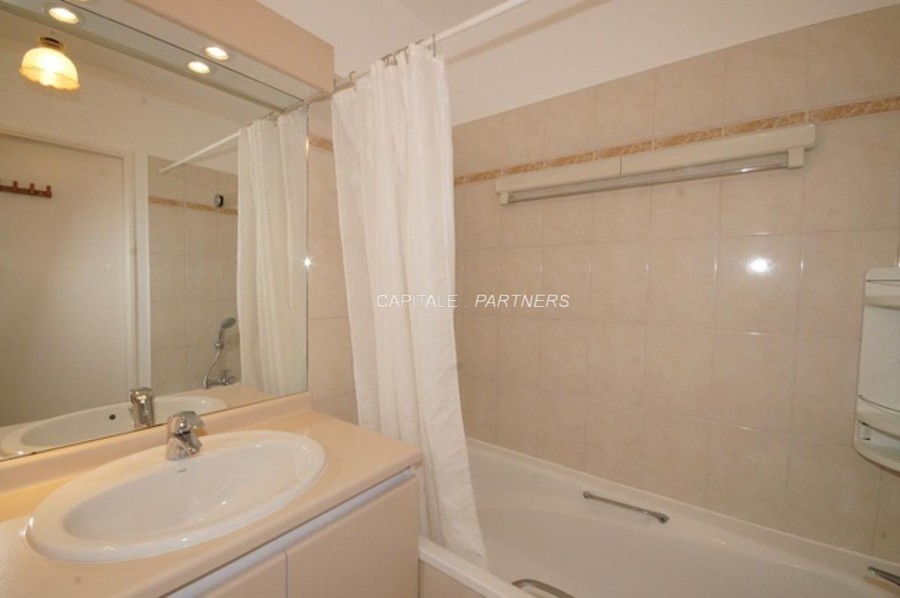 Appartement 2 chambres LEVALLOIS PERRET - 70 m²;