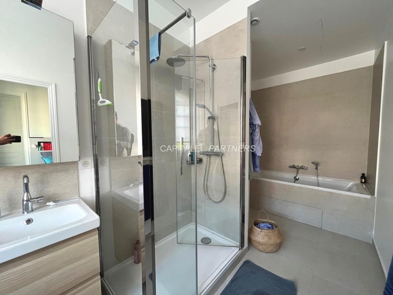 Appartement 3 chambres meublé PARIS 17 - 128 m²;
