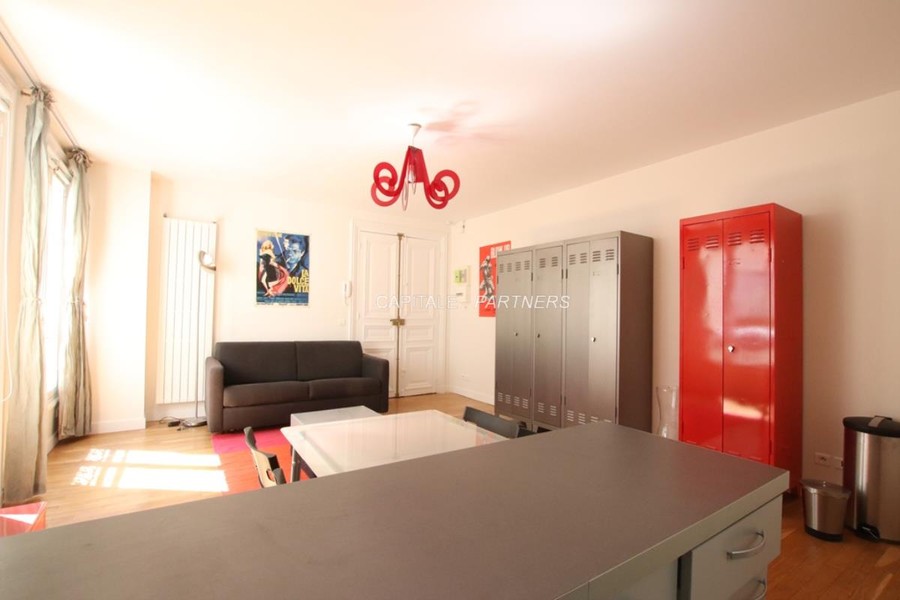 Studio meublé  PARIS 1 - 31 m²;