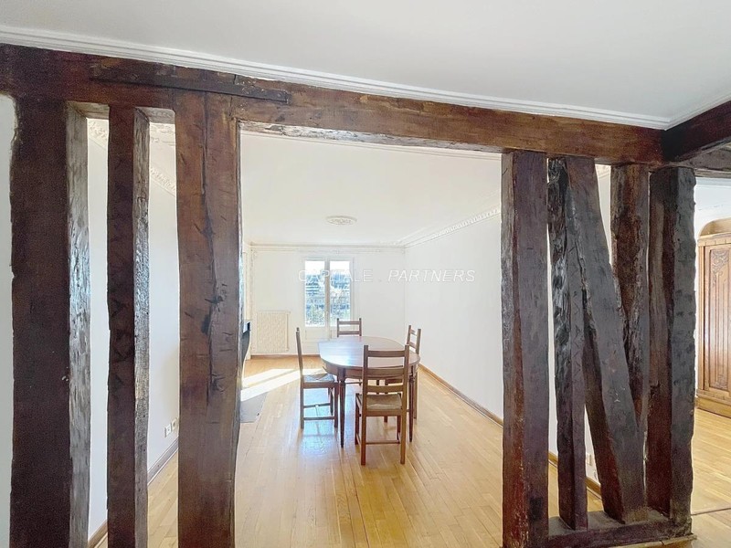 Appartement 2 chambres meublé PARIS 4 - 78 m²;