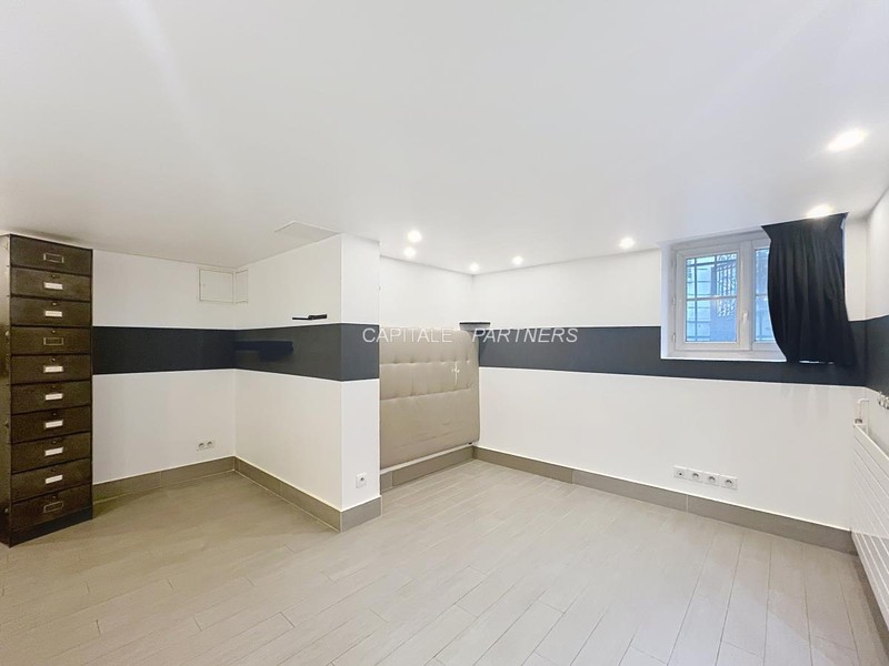 Appartement 4 chambres PARIS 17 - 223 m²;