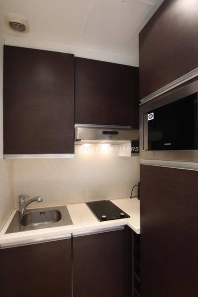 Appartement 1 chambre meublé PARIS 8 - 45 m²;
