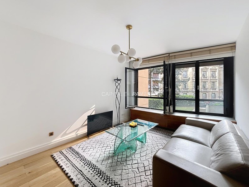 Appartement 1 chambre meublé PARIS 16 - 46 m²;