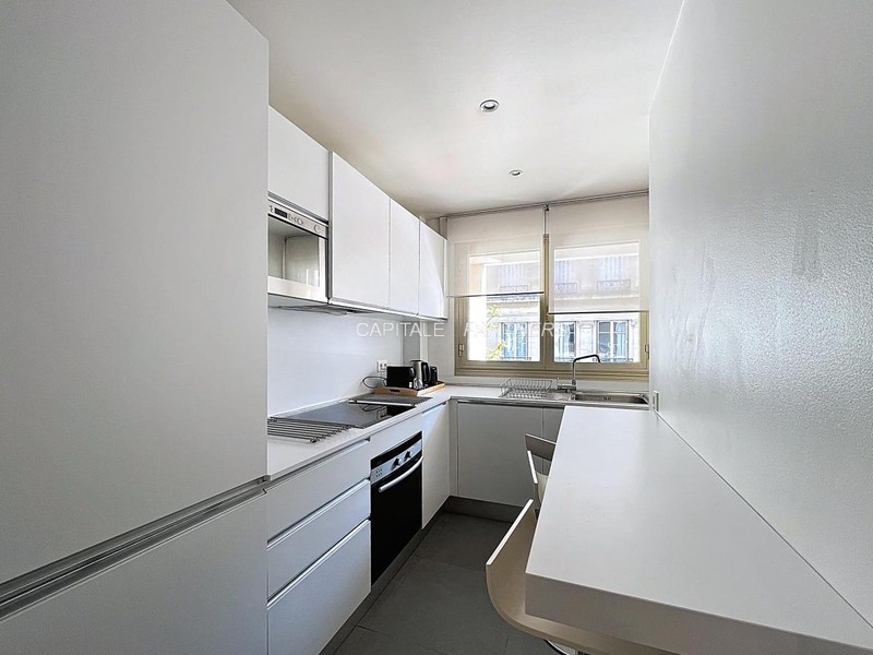 Appartement 2 chambres meublé PARIS 16 - 64 m²;