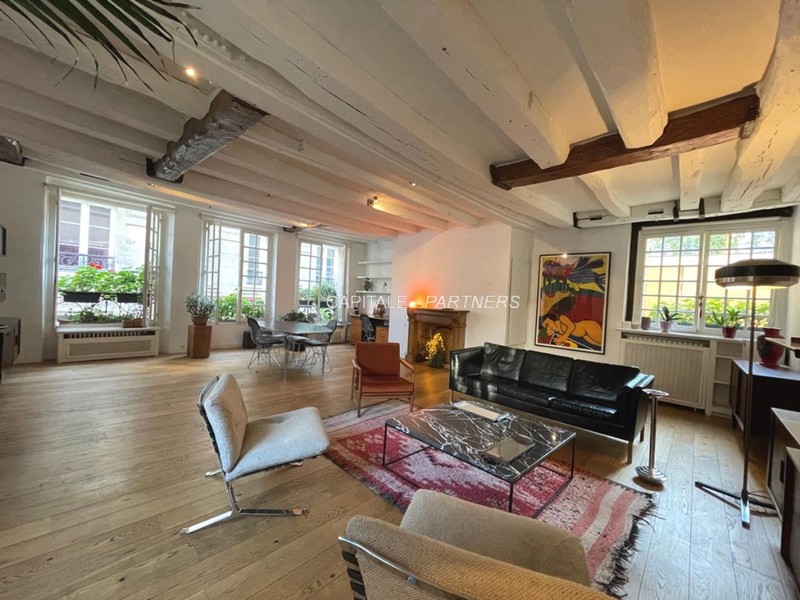 Appartement 2 chambres meublé PARIS 4 - 88 m²;
