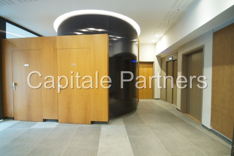 Studio meublé  PARIS 11 - 42 m²;