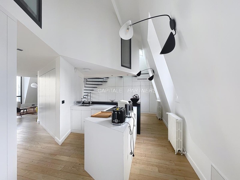 Appartement 2 chambres meublé PARIS 8 - 120 m²;