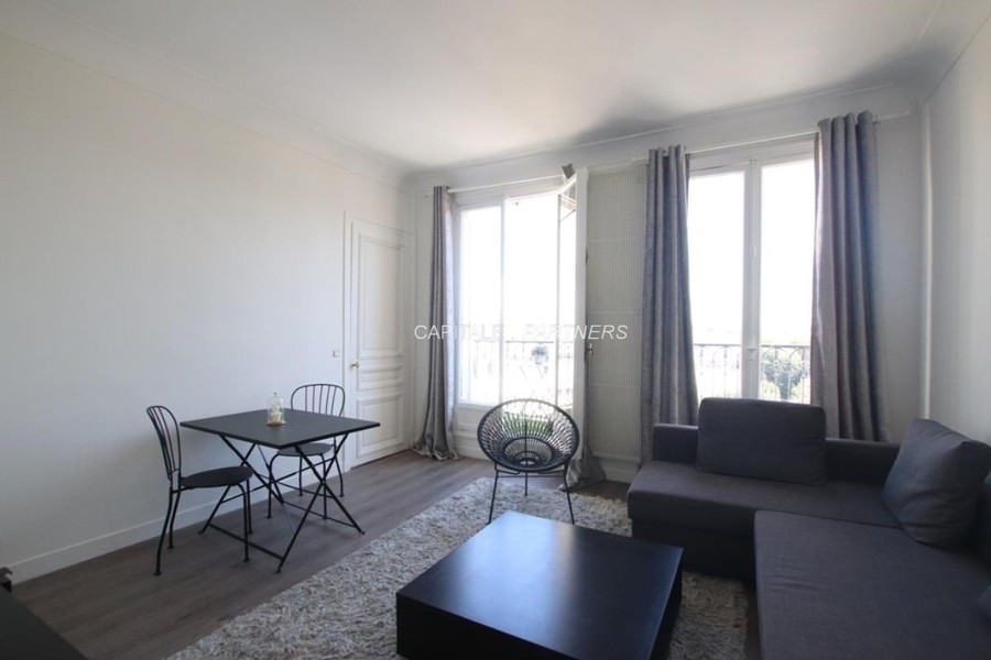 Appartement 1 chambre meublé PARIS 8 - 47 m²;