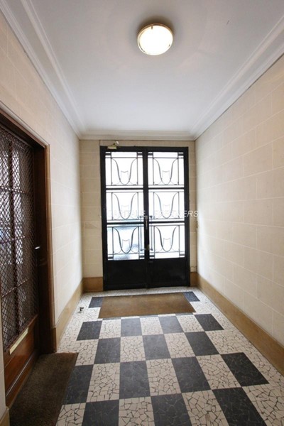 Appartement 1 chambre meublé PARIS 17 - 46 m²;
