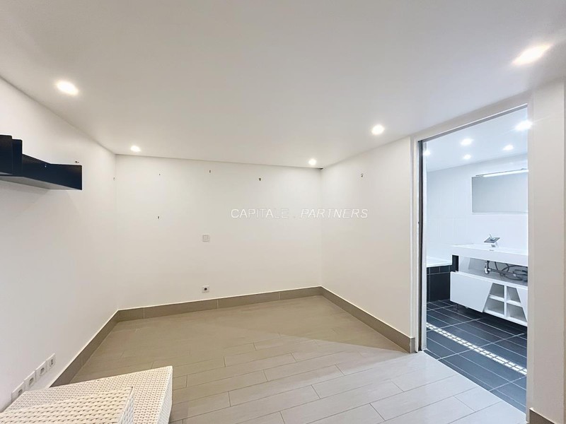 Appartement 4 chambres PARIS 17 - 223 m²;