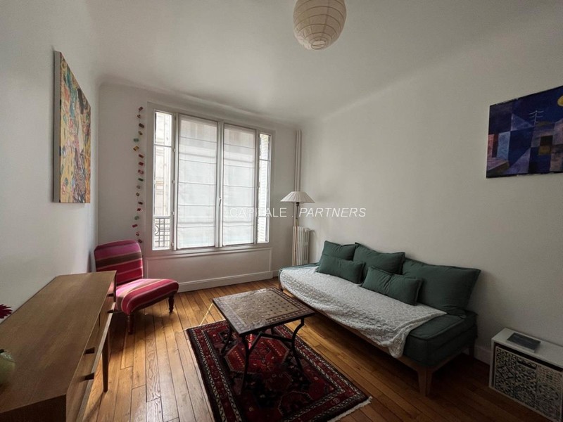 Appartement 1 chambre meublé PARIS 18 - 46 m²;